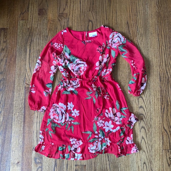 Beautiful ruffle hem dress size 7/8